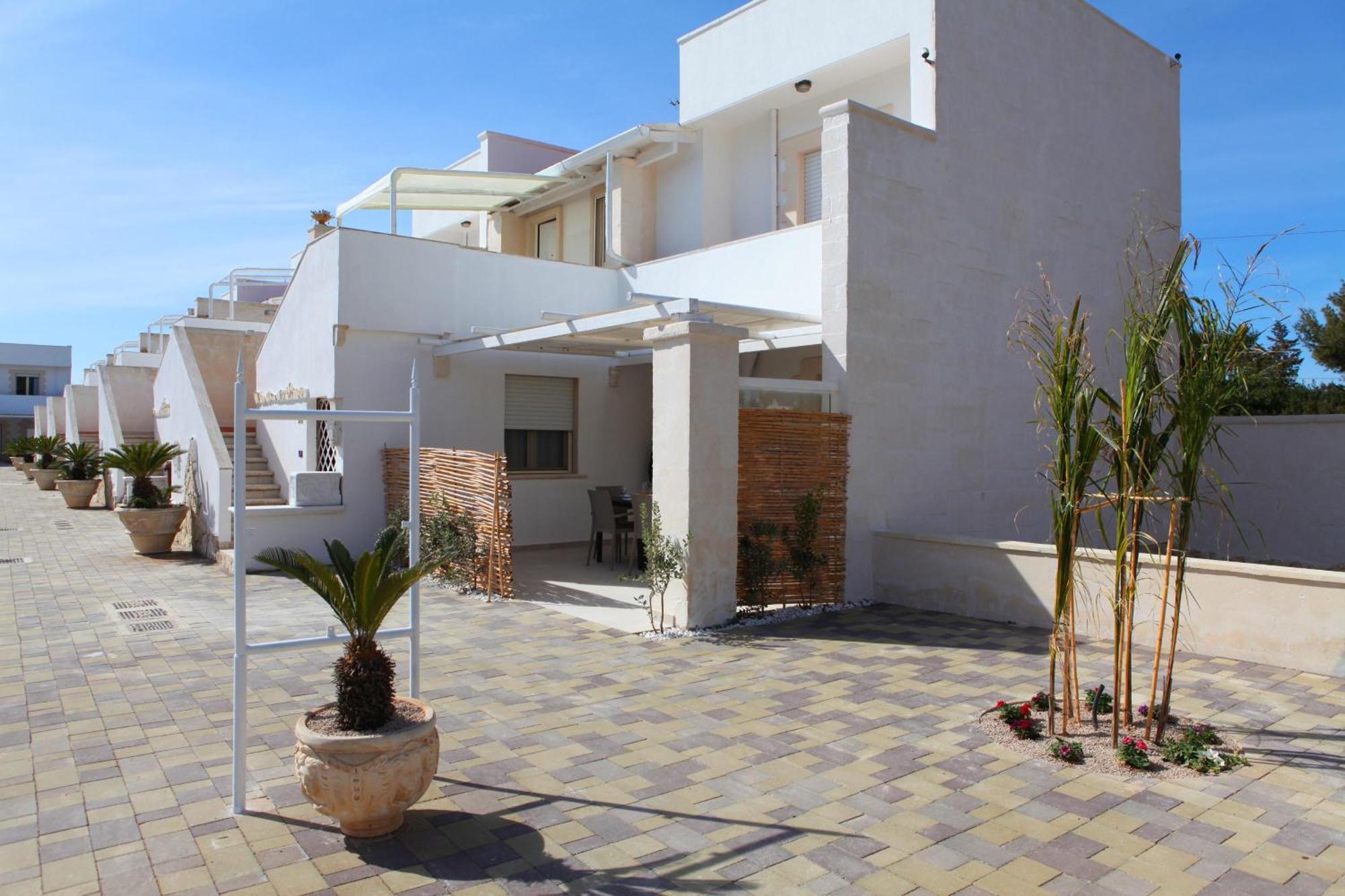 Pino Resort With Shared Pool Torre Lapillo Exterior foto